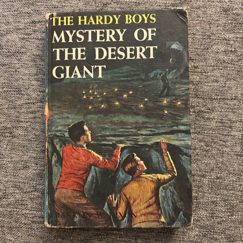Vintage The Hardy Boys Mystery of The Desert Giant Franklin W. Dixon 1961
